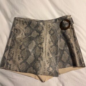 Zara Beige and Black Snakeskin Skort